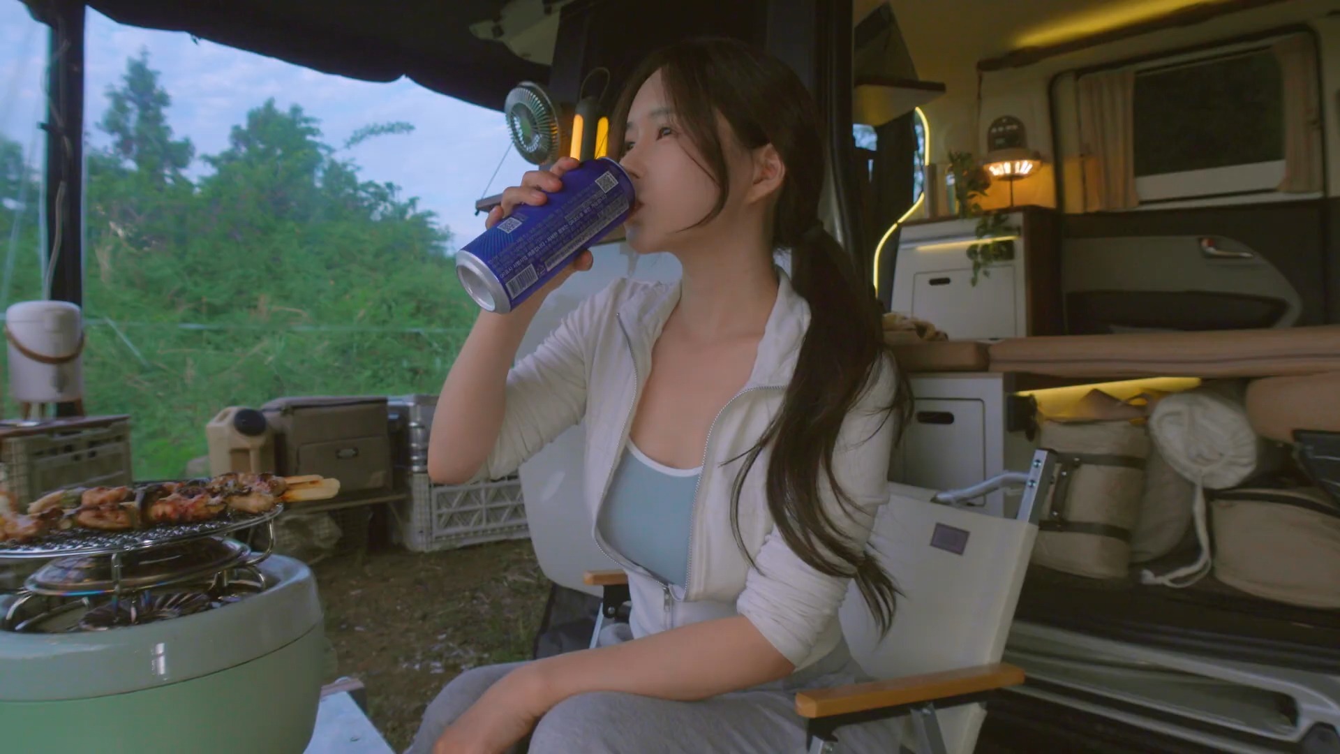 中国花样滑冰俱乐部联赛第二站比赛在哈尔滨开赛 赵宏博到场观赛